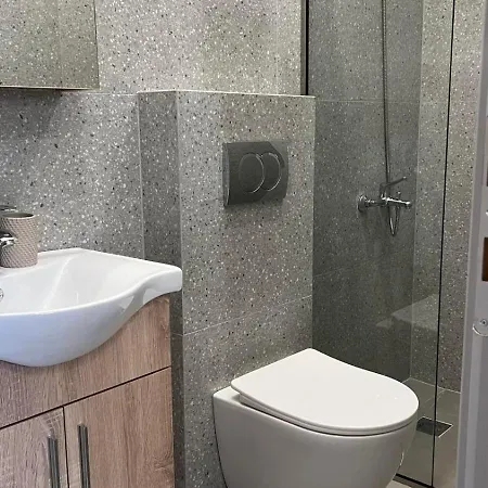 شقة Zeusplace Blue Wave 2 *